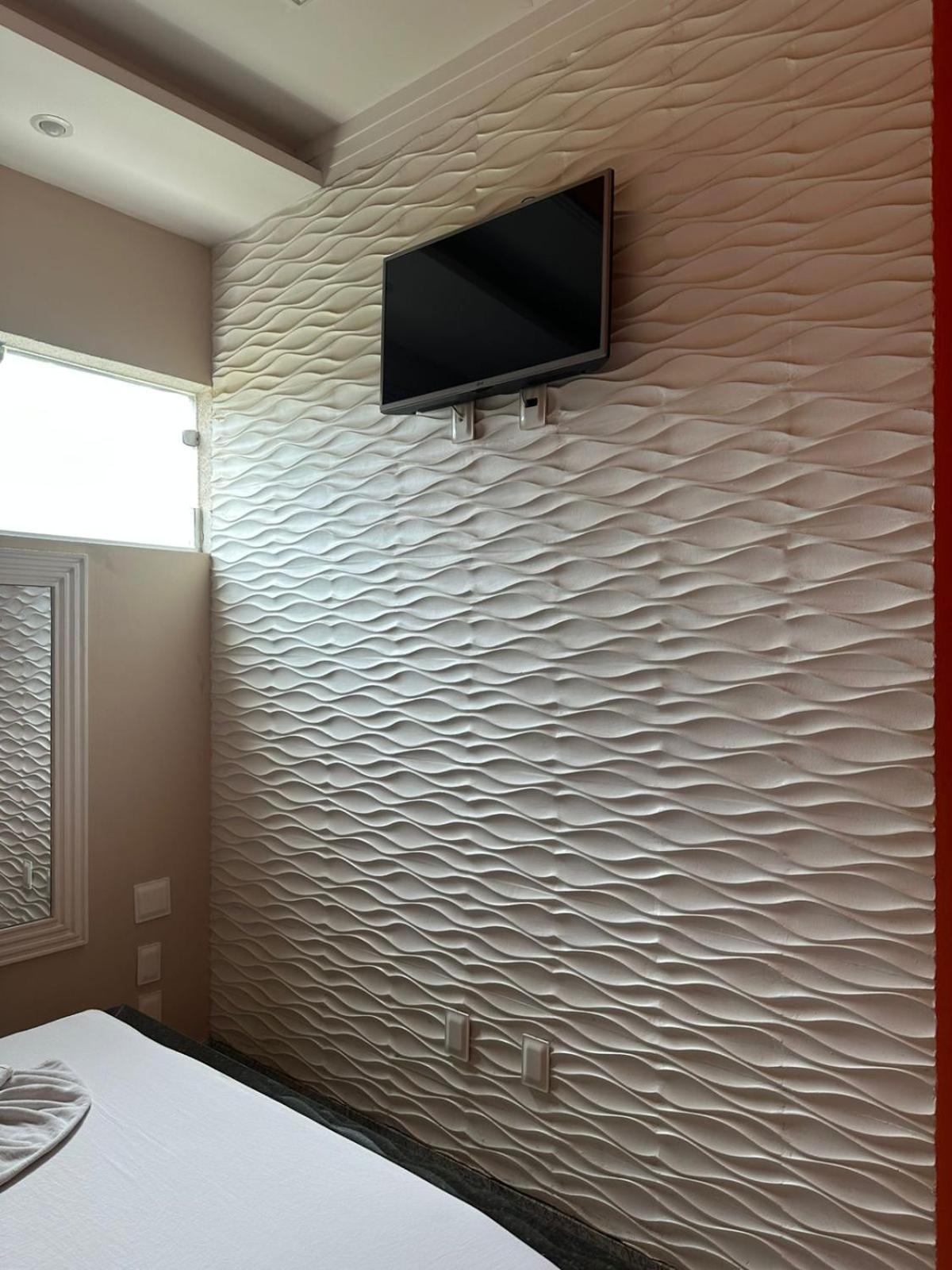 Up Stairs Motel Adults Only Betim Εξωτερικό φωτογραφία